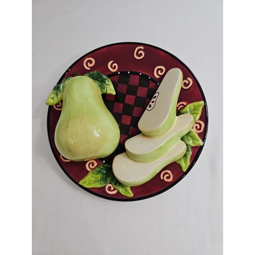 Baum Bros Style Eyes 3D‎ Collector 8" Fruit Wall Plate Pear